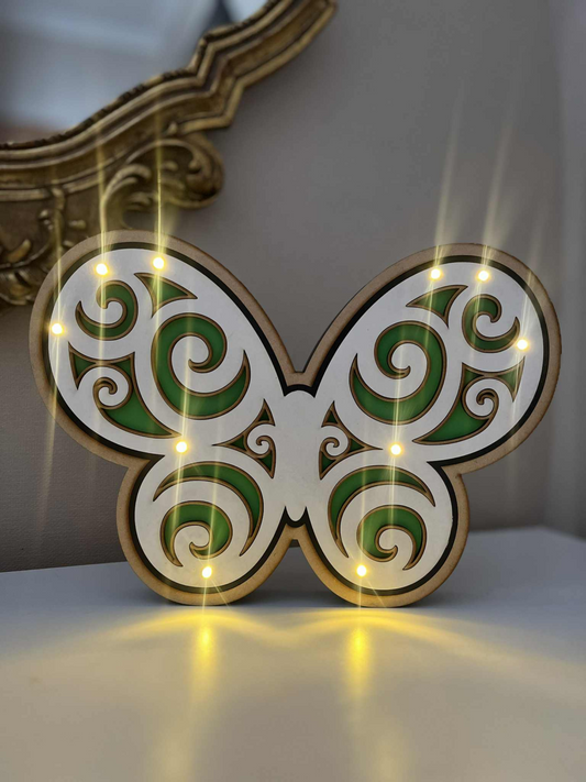 Pūrerehua (Night Light)
